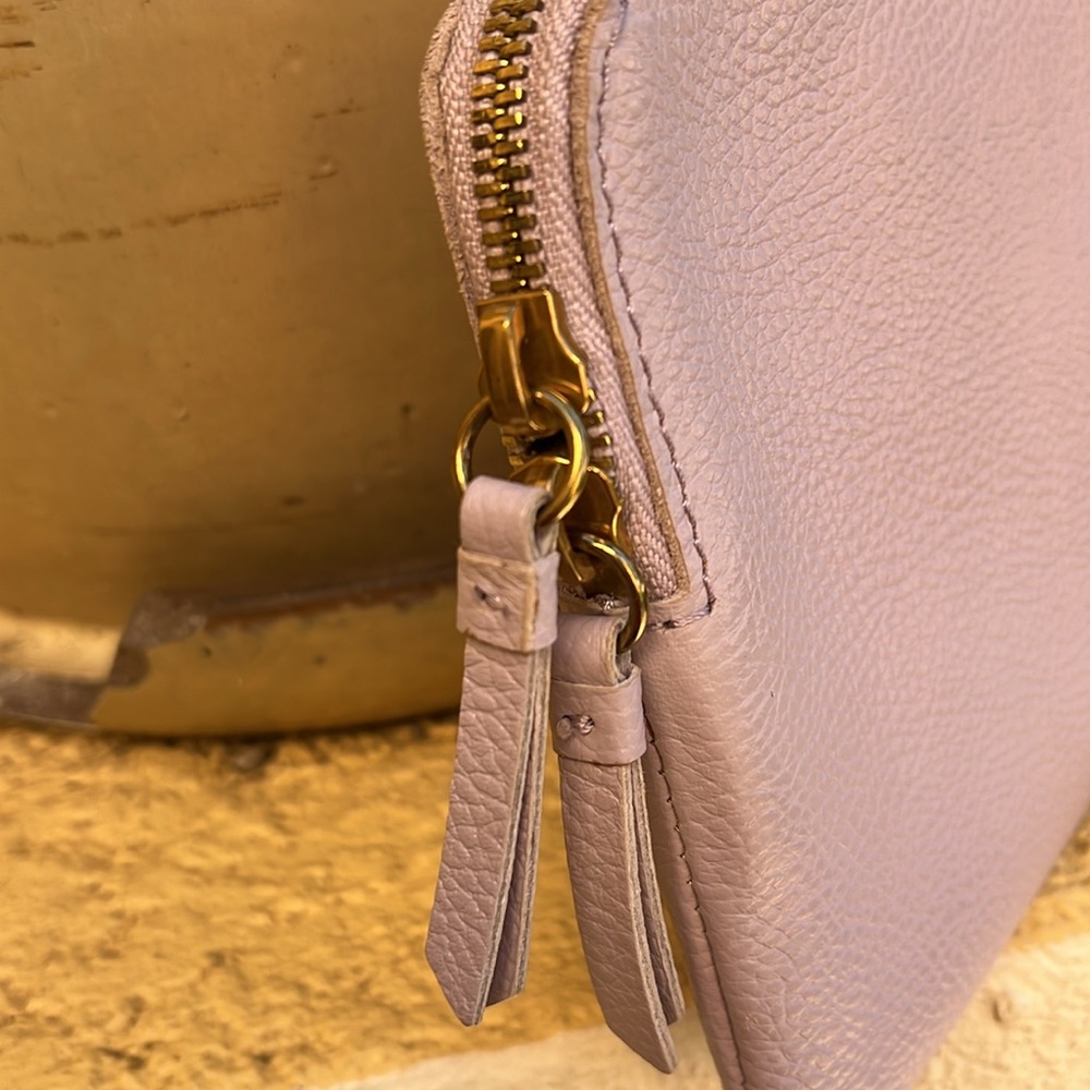 Authentic Mark & Graham Leather Zip Pouch - Picture 16 of 16